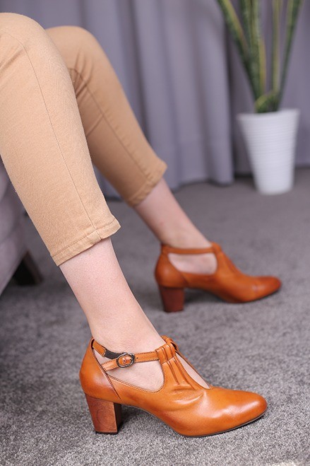 کفش چرم زنانه مارال