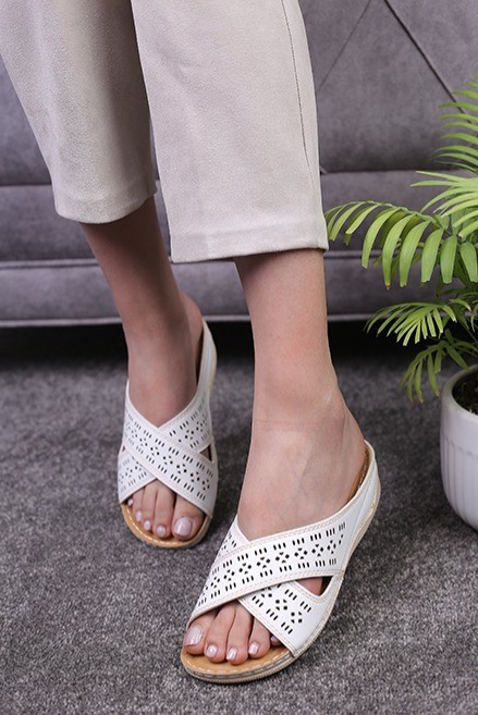 کفش صندل زنانه لعیا