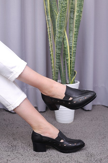 کفش چرم زنانه کد1025