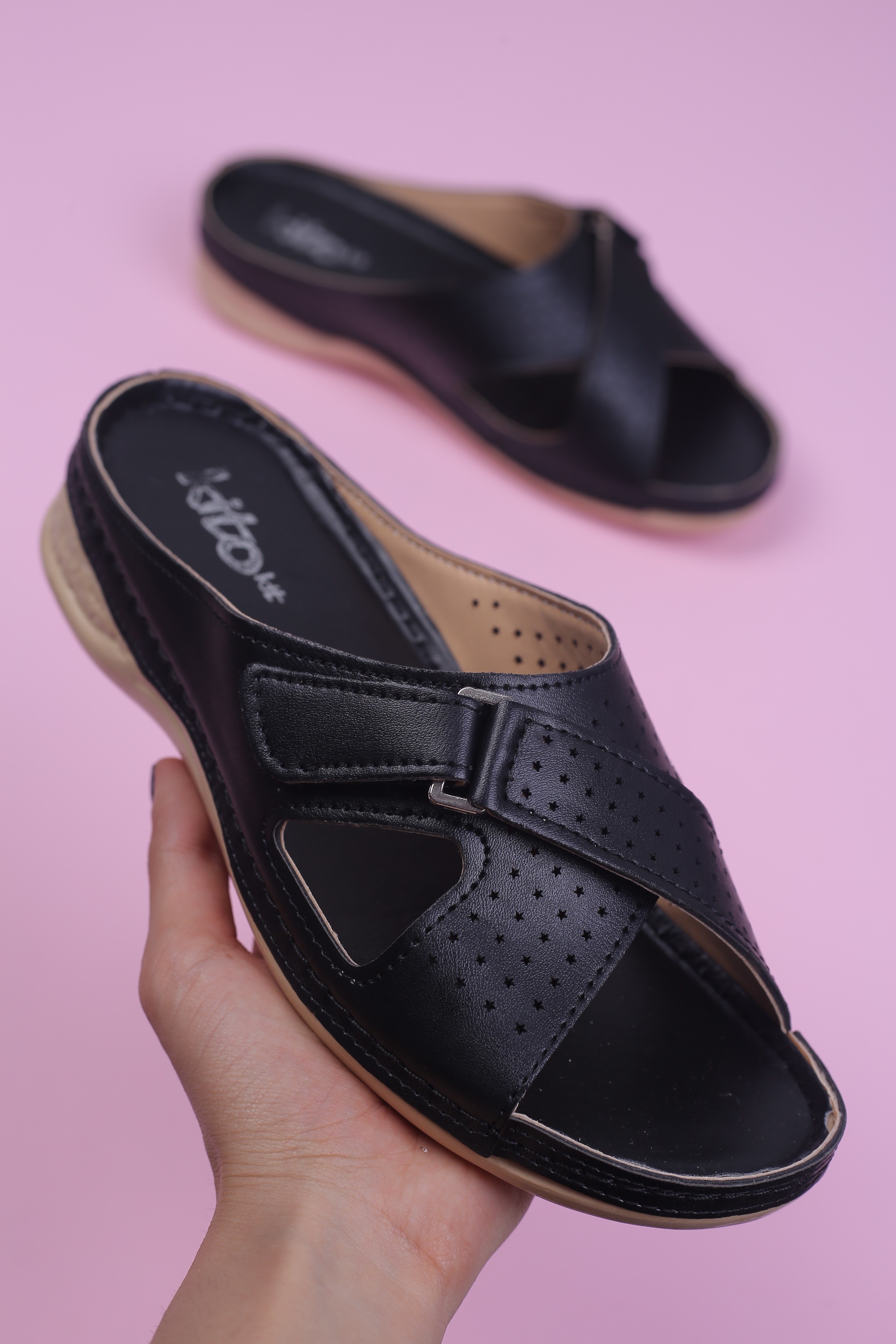 کفش صندل روفرشی زنانه چرمی کد2215