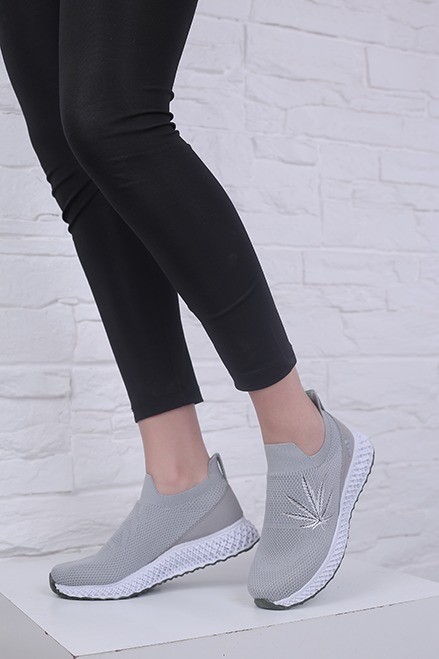 کفش اسپرت زنانه جوآنا