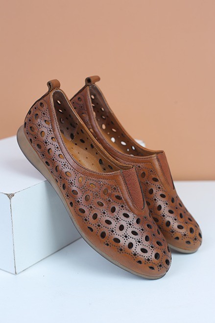 کفش چرم کالج زنانه بیزی