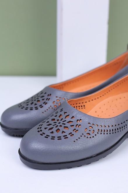 کفش چرم کالج زنانه کد100