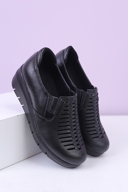 کفش پرسنلی زنانه دارا بافتی