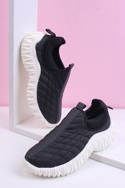 کفش زنانه اسپرت میو میو