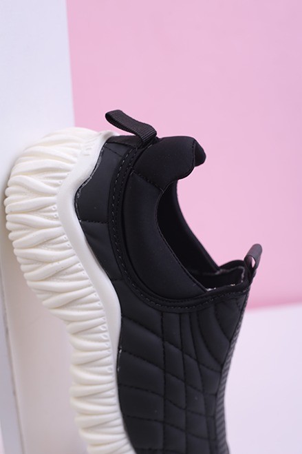 کفش زنانه اسپرت میو میو