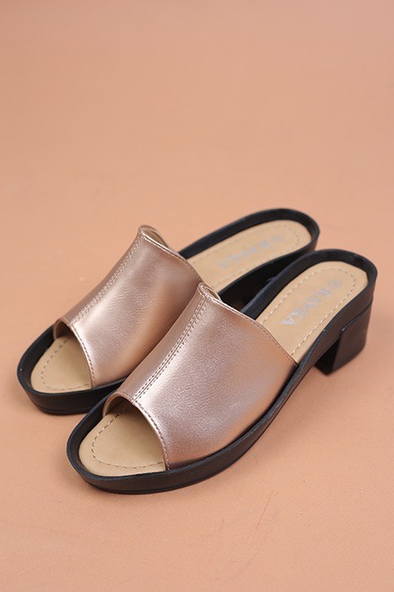 کفش صندل روفرشی زنانه چرمی کد20