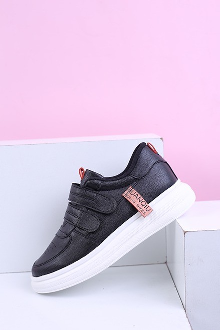 کفش اسپرت زنانه دو چسب