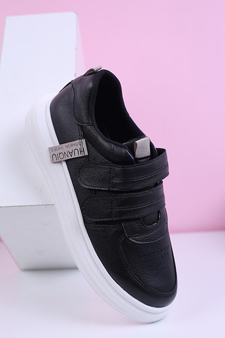 کفش اسپرت زنانه دو چسب