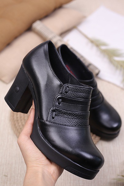 کفش پرسنلی زنانه ماوی براوو