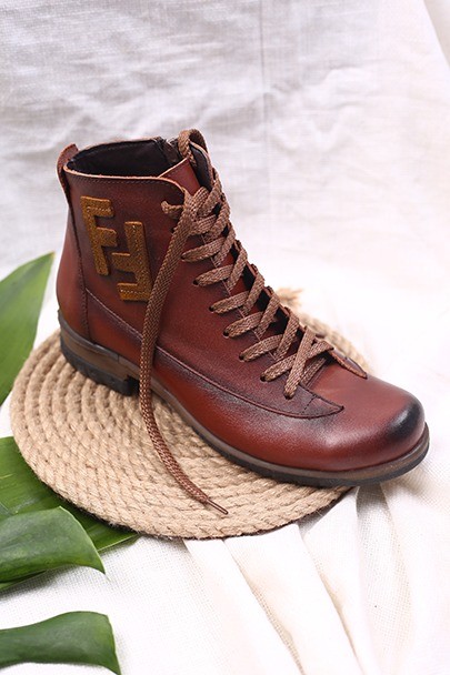 کفش نیم بوت چرم زنانه فندی