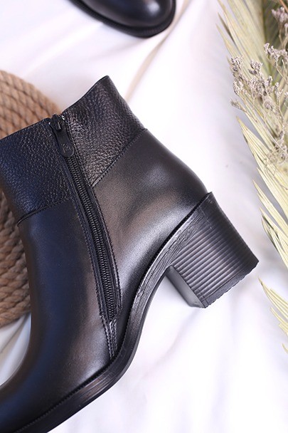 کفش نیم بوت چرم زنانه بوفالو2001