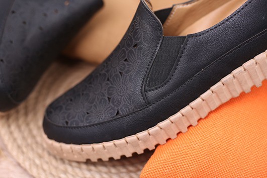 کفش طبی زنانه آدنا