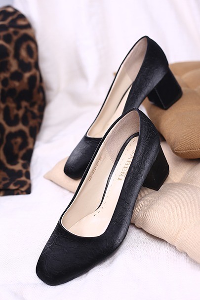 کفش پرسنلی زنانه پنجه چهارگوش