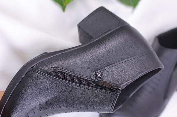 نیم بوت زنانه چرمی دارا لیزری