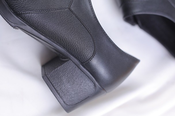 کفش چرم پرسنلی زنانه مرنا