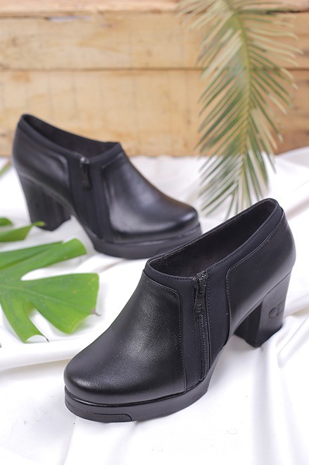 کفش چرم پرسنلی زنانه بوراک