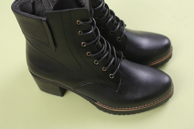 نیم بوت زنانه نایت