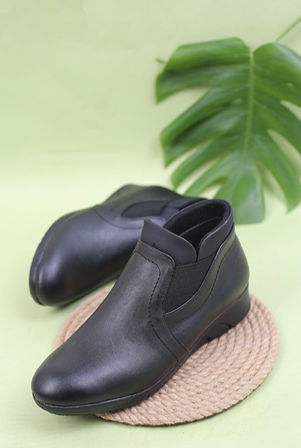 نیم بوت زنانه کد5050