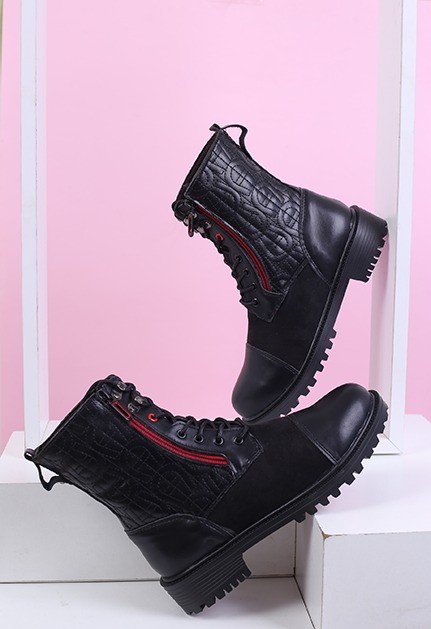 نیم بوت زنانه گلدوزی