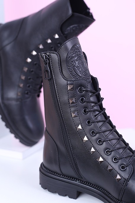 بوت زنانه ورساچه