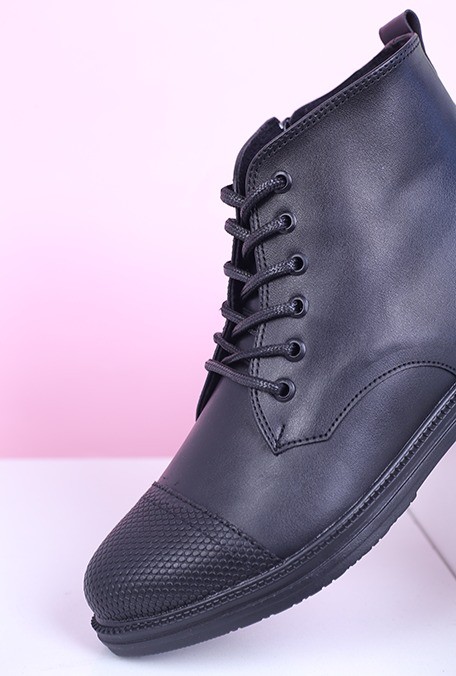 نیم بوت زنانه برت