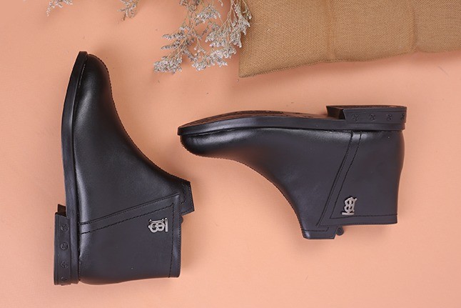 نیم بوت زنانه BT