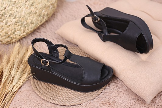 کفش صندل تابستانی زنانه تاجی