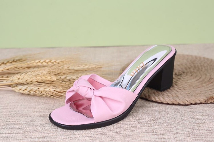 کفش صندل روفرشی زنانه گلایل