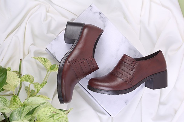 کفش چرم پرسنلی زنانه کد891