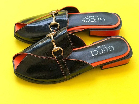 کفش صندل روفرشی زنانه گوچی مشکی نارنجی