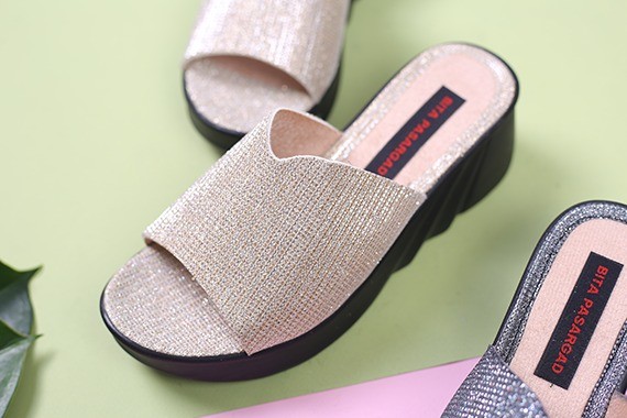 کفش صندل روفرشی زنانه گلس