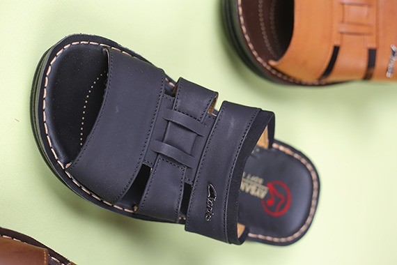 صندل روفرشی مردانه کد 4050