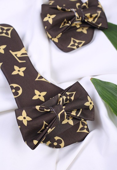 کفش صندل روفرشی زنانه پاپیونی LV