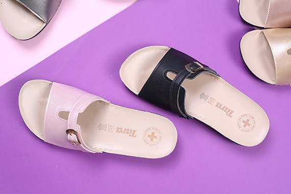 کفش صندل زنانه روفرشی ساناز