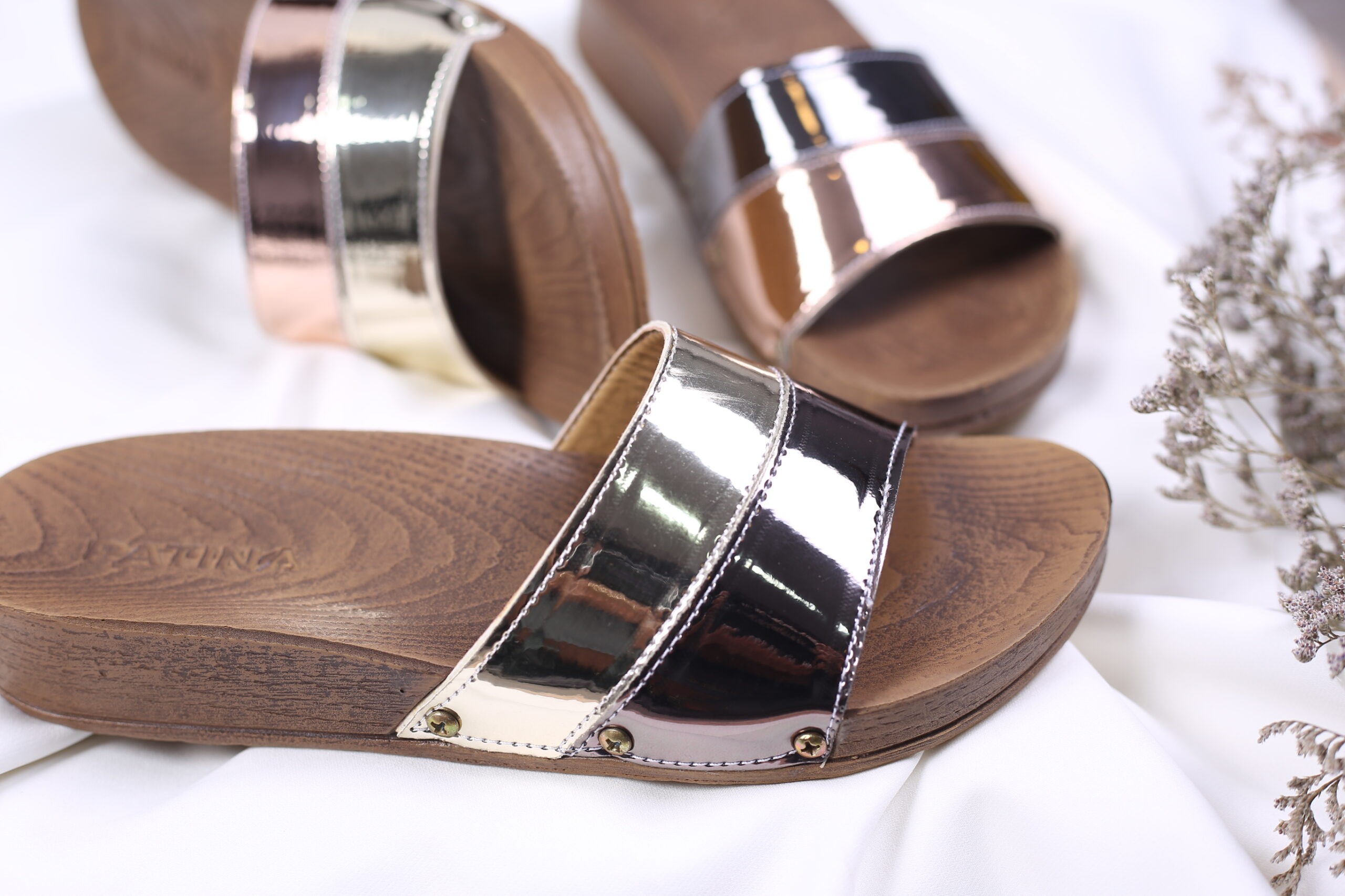 کفش صندل زنانه روفرشی آینه ای دو رنگ