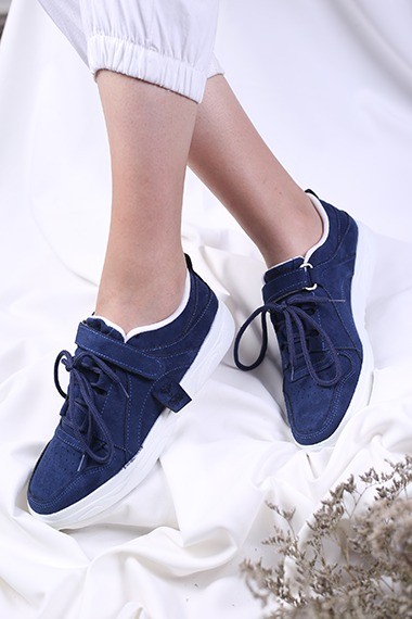 کفش اسپرت زنانه بوفالو