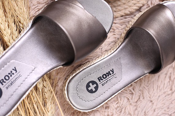 کفش صندل زنانه روفرشی کد 1105