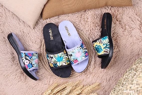 کفش صندل زنانه روفرشی گلدار