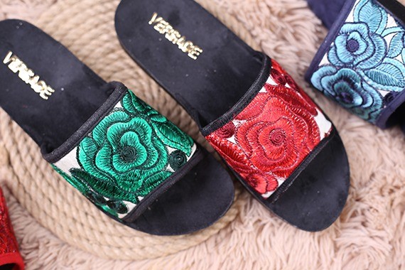 کفش صندل زنانه روفرشی گلدار