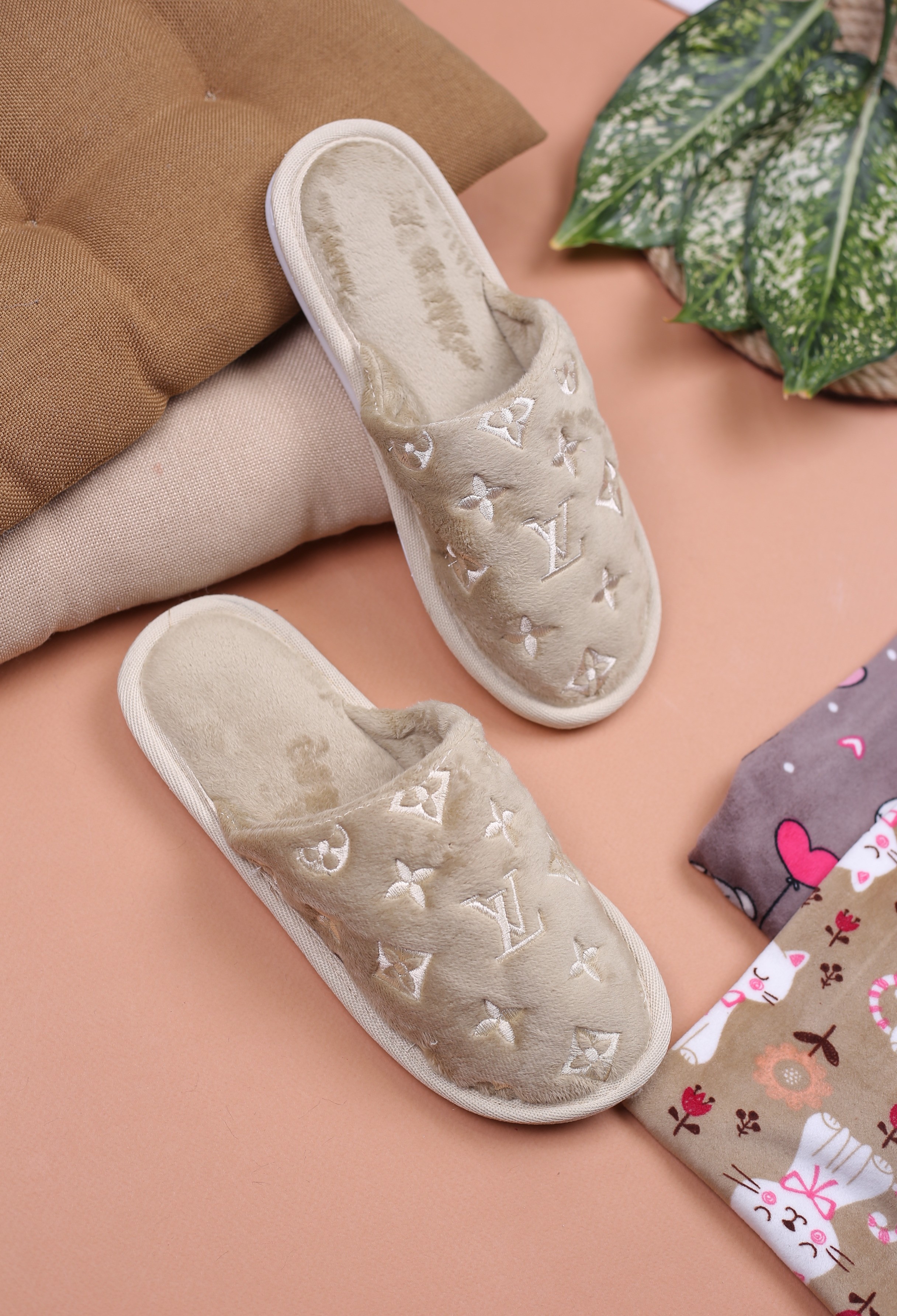 پاپوش زنانه نیکتا 26 - 11000