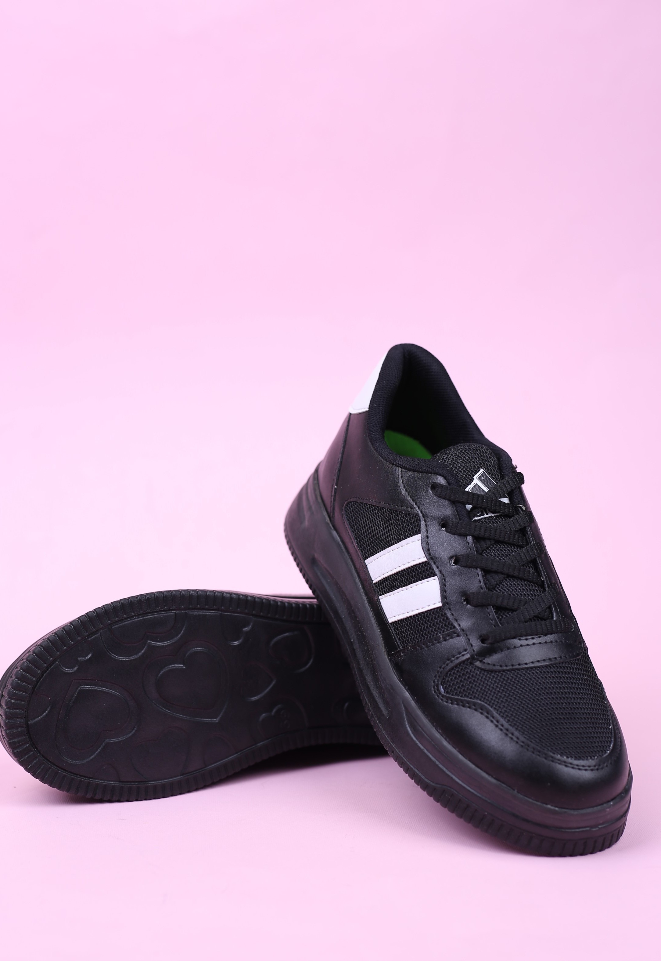 کفش اسپرت زنانه آدیداس دوخط 2021