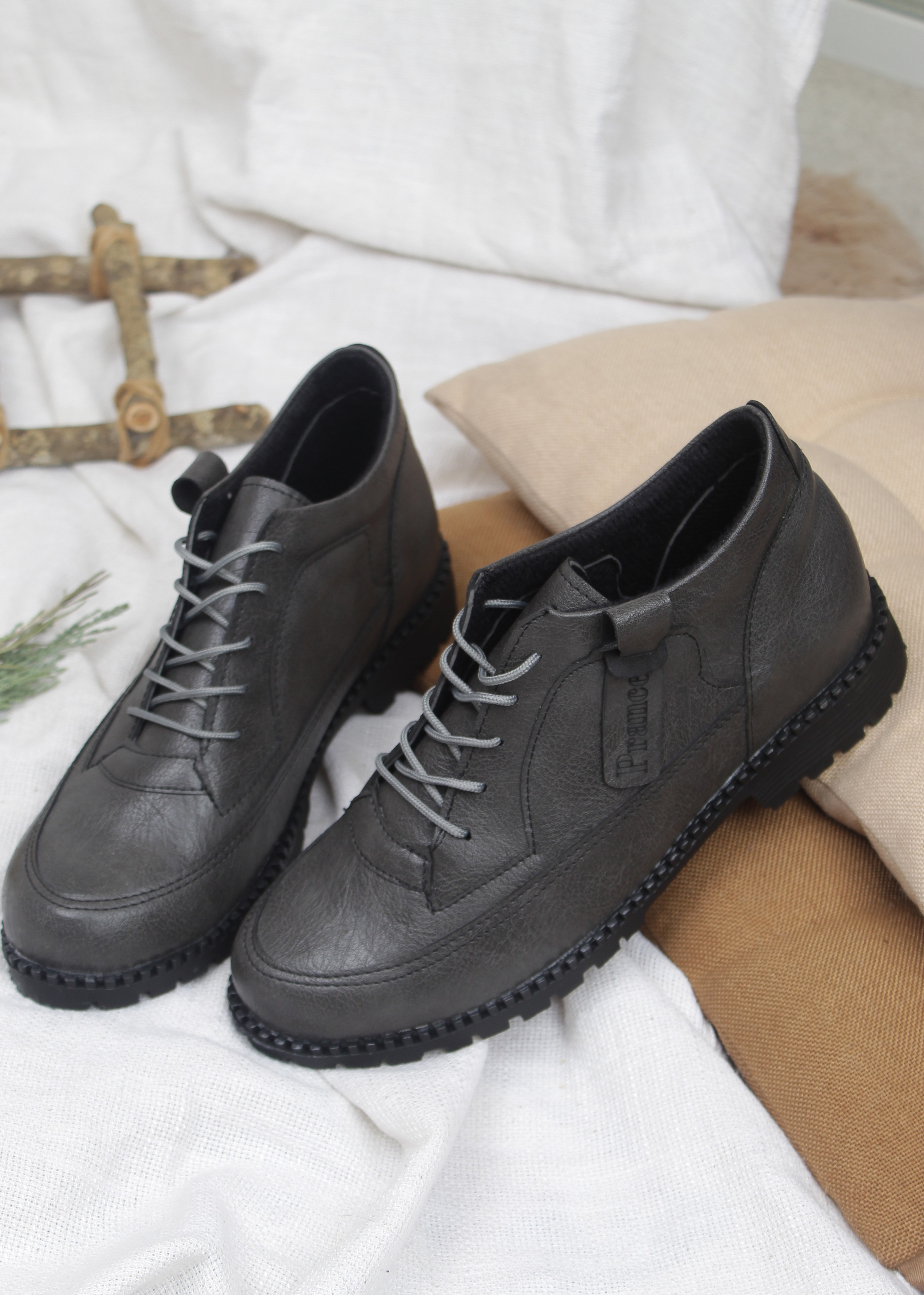 نیم بوت زنانه ساعتی