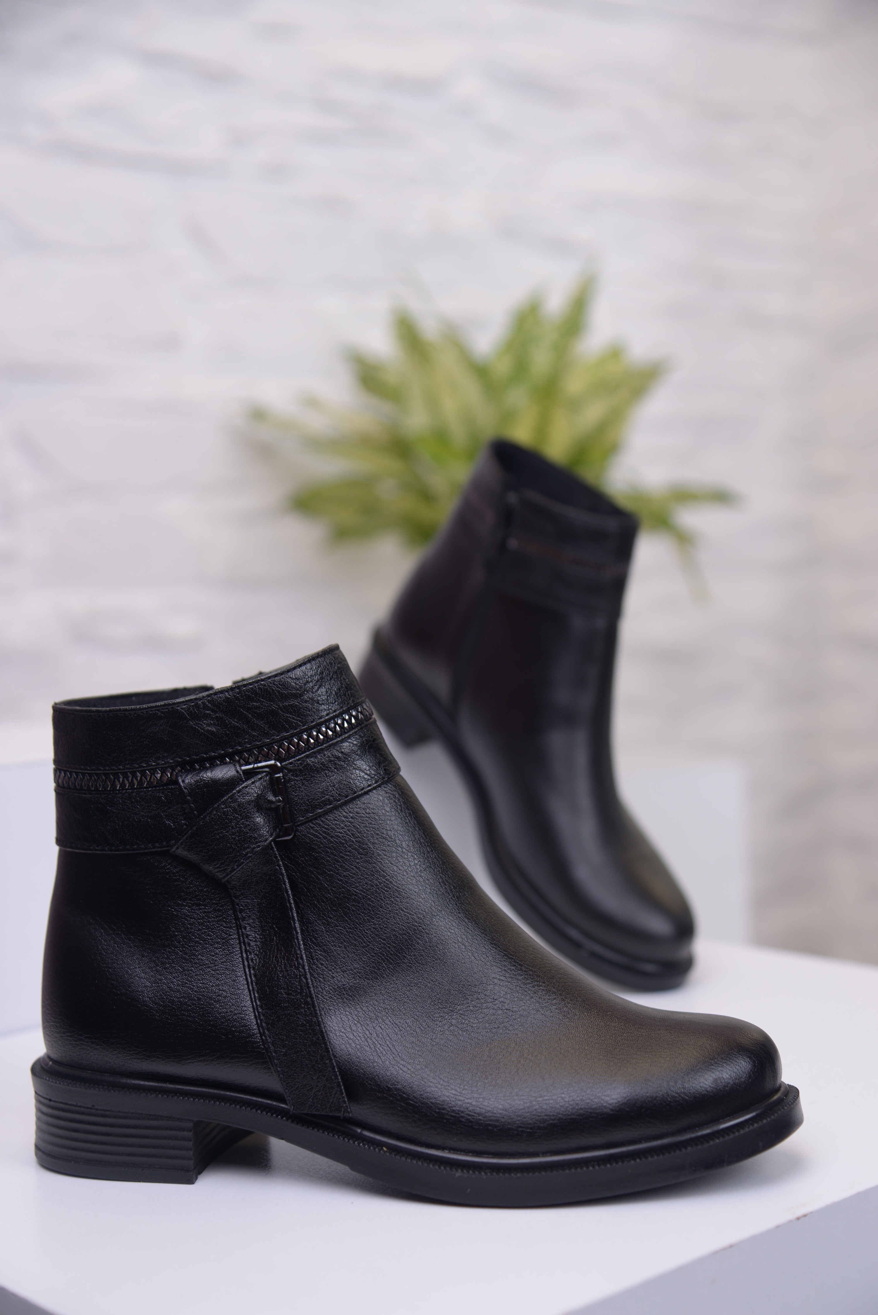 نیم بوت زنانه کرواتی