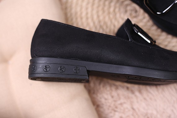 کفش کالج زنانه Lv بیتا