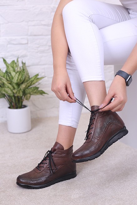 کفش نیم بوت زنانه یو