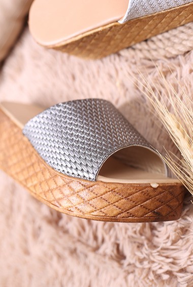 کفش صندل زنانه روفرشی کد 153پانچی