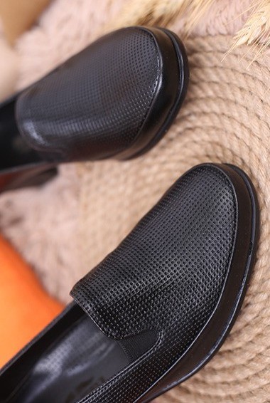 کفش پرسنلی زنانه سوزنی