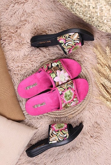 کفش صندل زنانه روفرشی گلدار