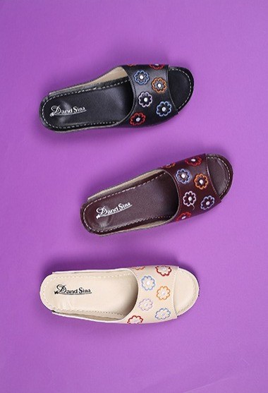 کفش صندل زنانه روفرشی گل ریز